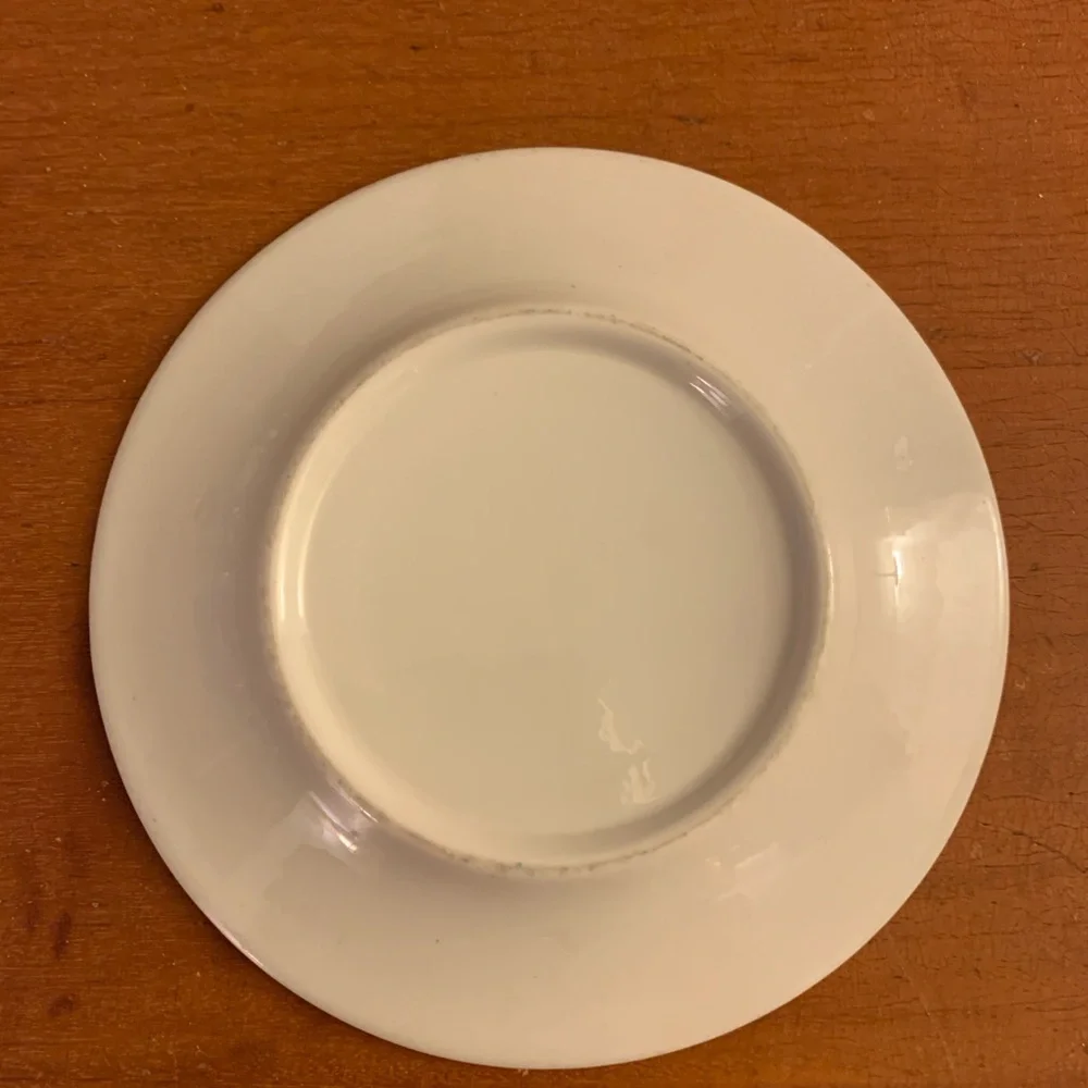 Free item: 5.5” candle plate